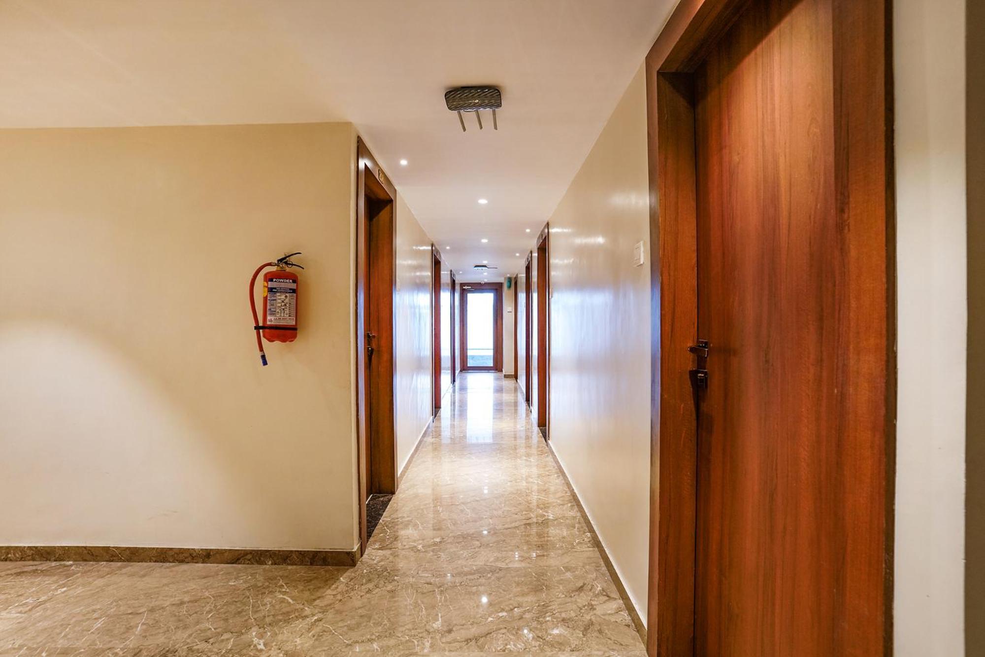 Hotel Czar Inn - Vashi Navi Mumbai Exterior foto